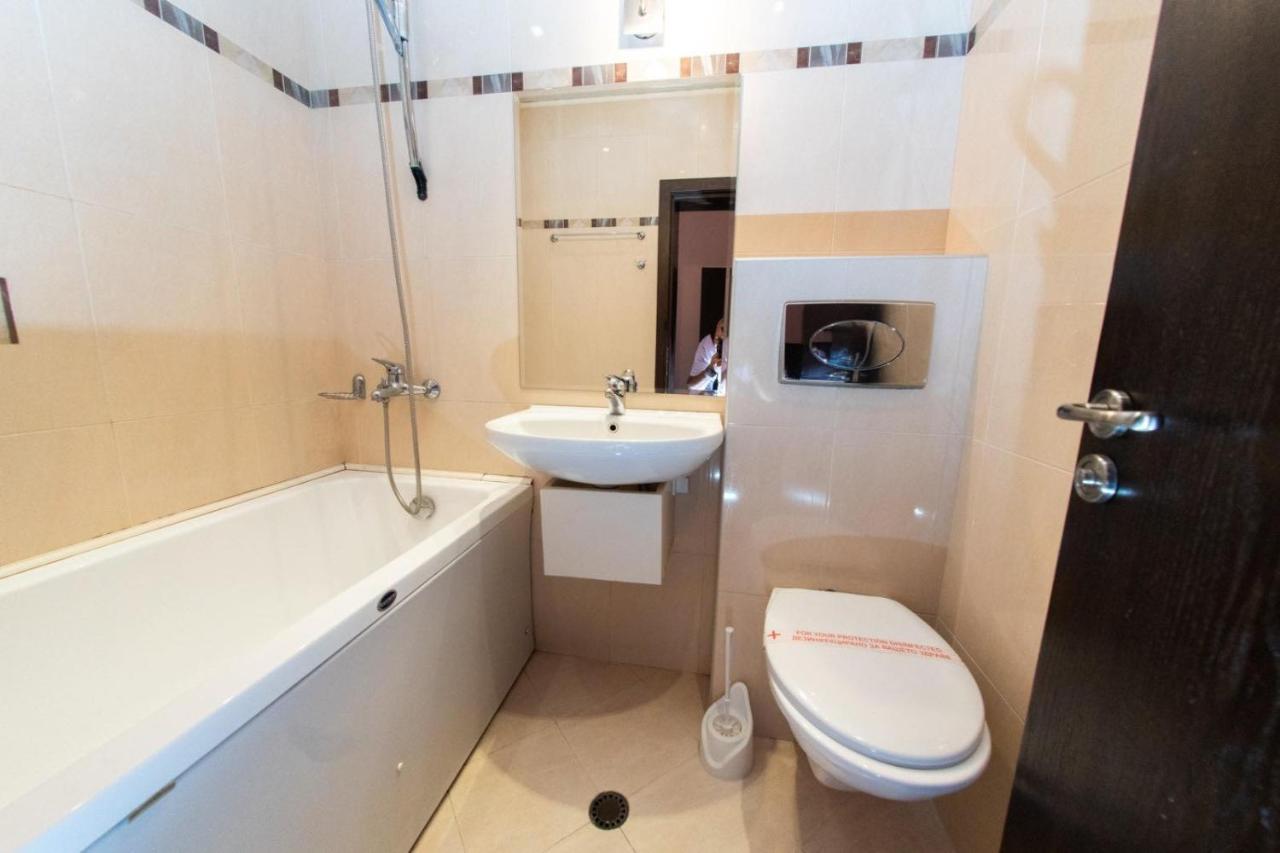 Hotel Ezeroto Стара-Заґора Екстер'єр фото