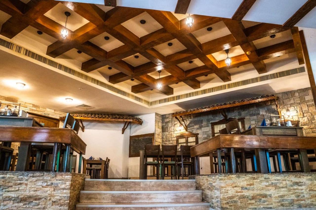 Hotel Ezeroto Стара-Заґора Екстер'єр фото