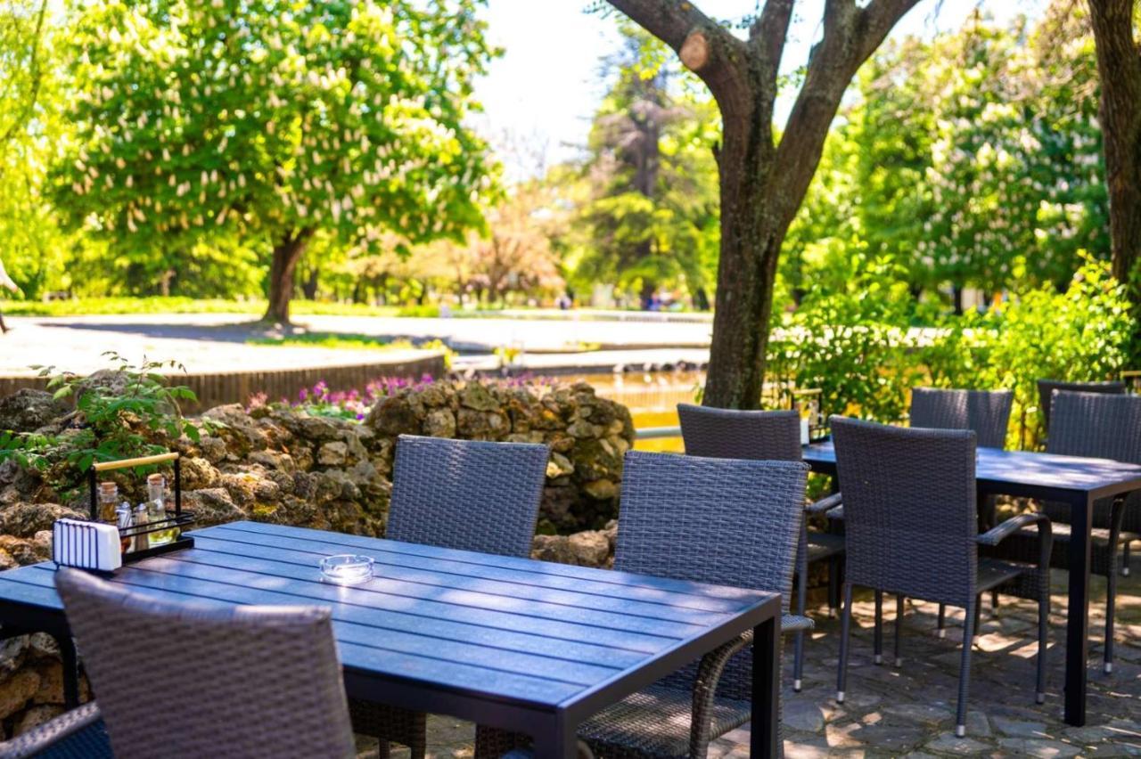 Hotel Ezeroto Стара-Заґора Екстер'єр фото